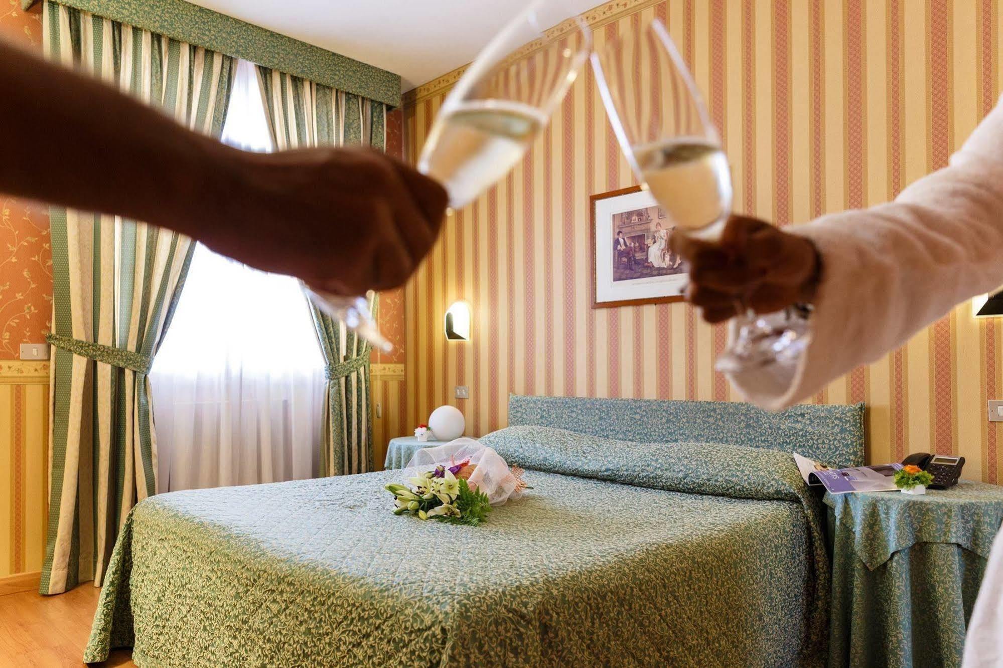 Hotel Daniel Basiano Eksteriør billede